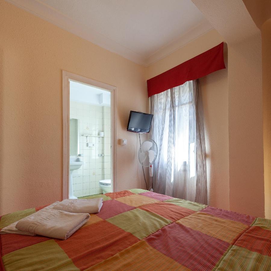 Hostal Manjon Burgos Luaran gambar