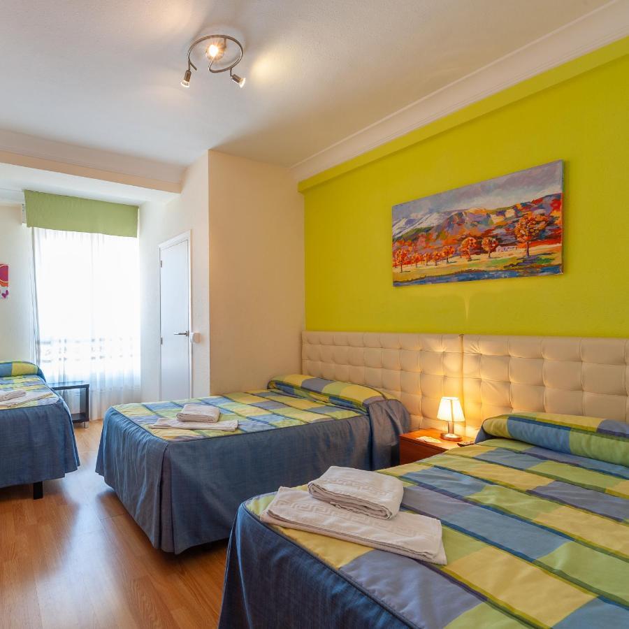 Hostal Manjon Burgos Luaran gambar