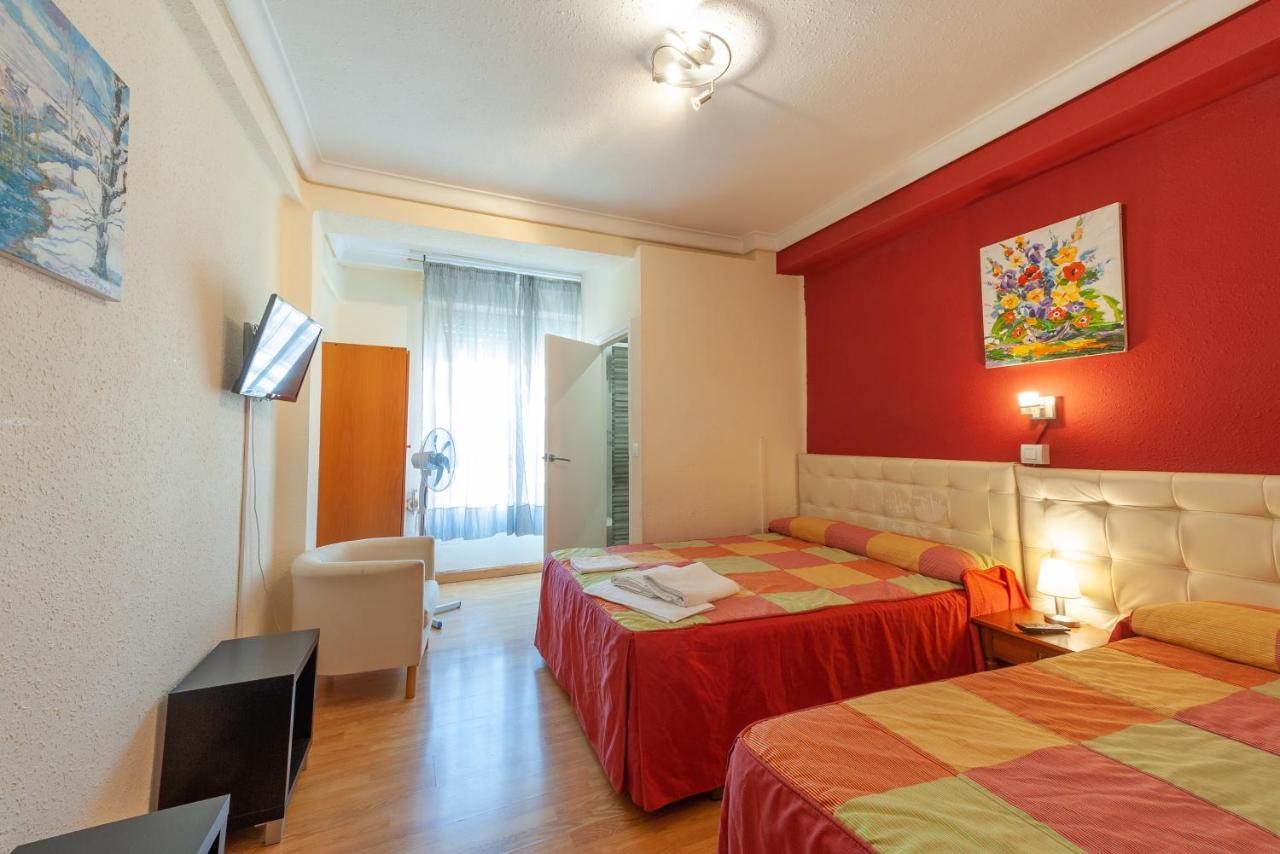 Hostal Manjon Burgos Luaran gambar